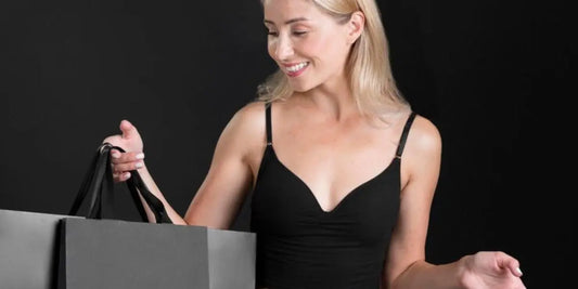 Online Bra Shopping Vs In Store: Which Is Better? - Omi Beauty